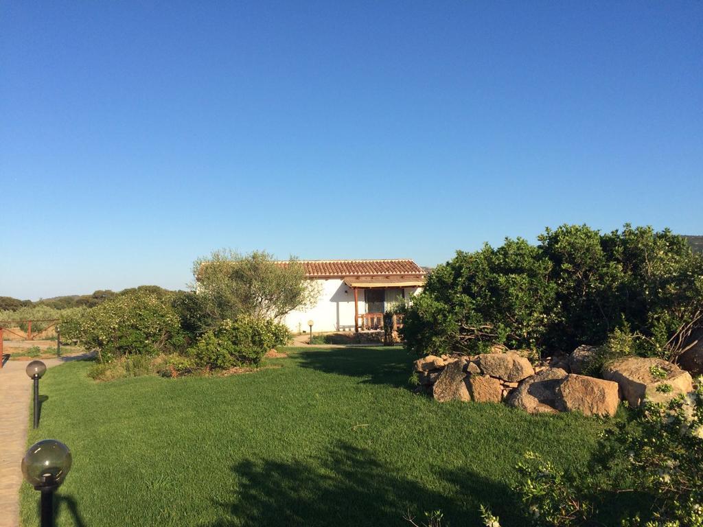 オルビア Agriturismo Mieleamaroヴィラ エクステリア 写真